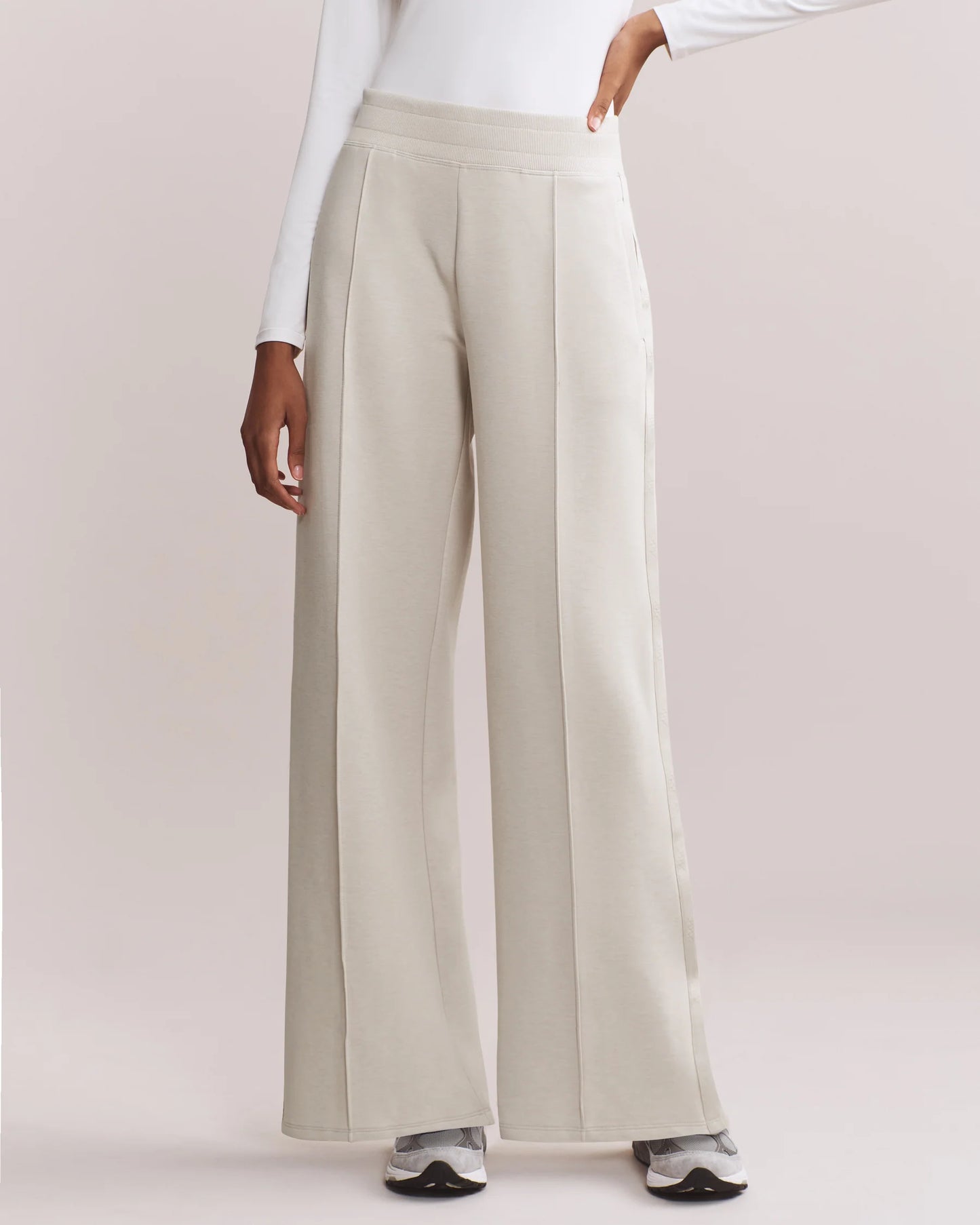 DreamGlow Trouser