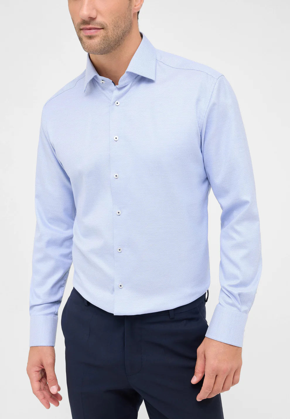 Structured Modern Fit Twill with Tape Front