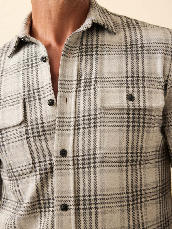 Legend Sweater Shirt