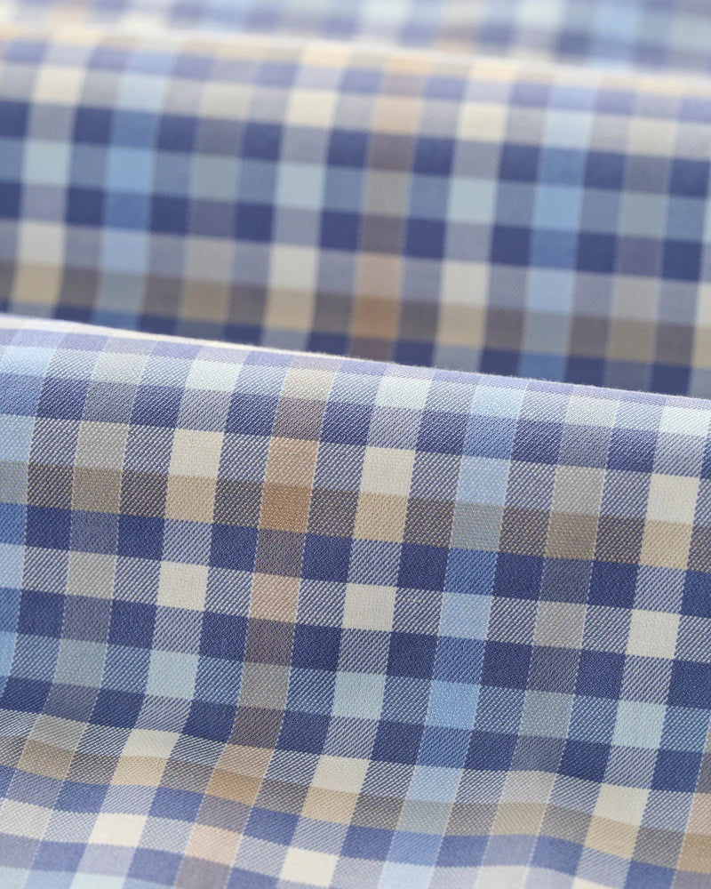 Olie Featherweight Performance Shirt