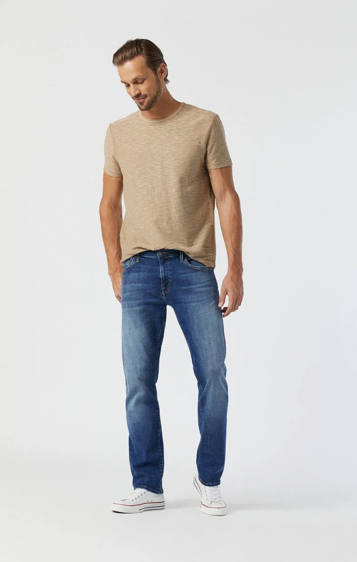 Zach Straight Leg Jeans - Mid Brushed Organic Move