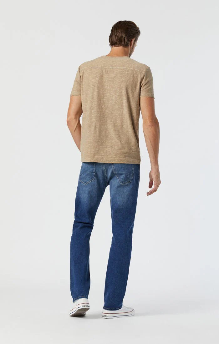Zach Straight Leg Jeans - Mid Brushed Organic Move
