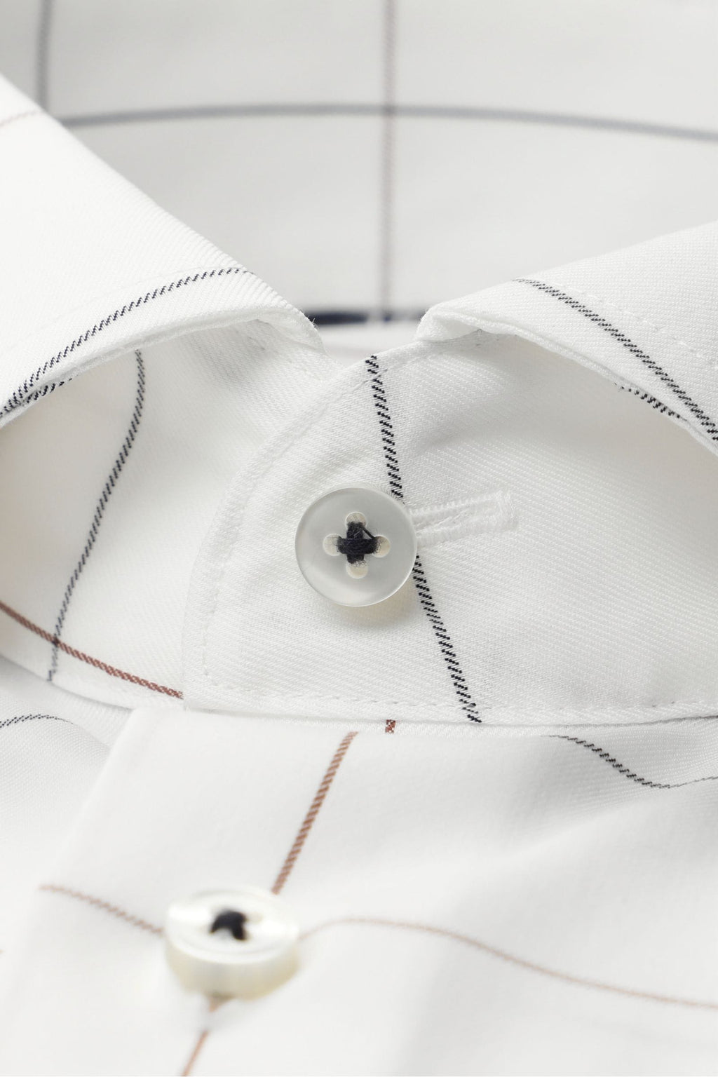 Check Twill Modern Fit Cutaway Collar