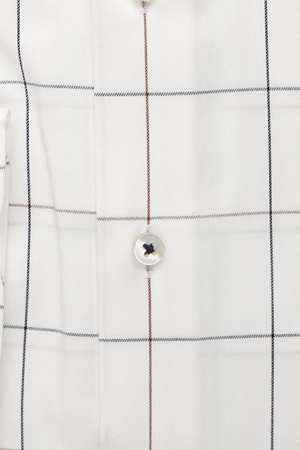 Check Twill Modern Fit Cutaway Collar