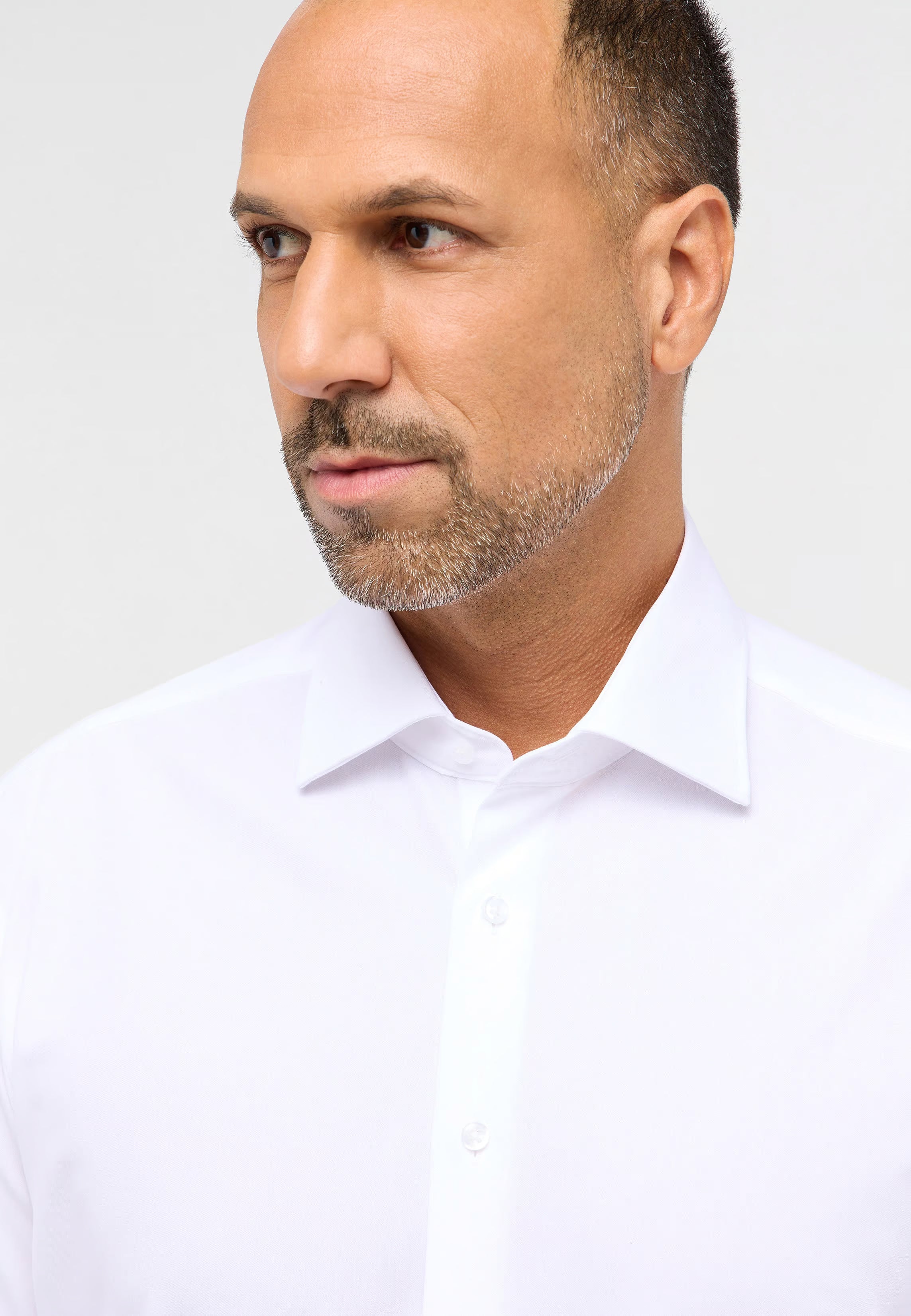 Modern Fit Performance Dress Shirt