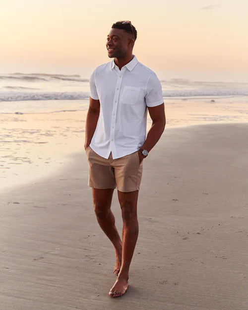 Commuter Seersucker Short Sleeve Button Down