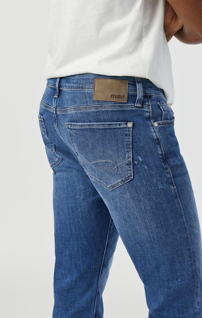 Marcus Slim Straight Leg Jeans - Mid Foggy Feather Blue