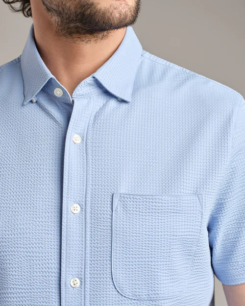 Commuter Seersucker Short Sleeve Button Down