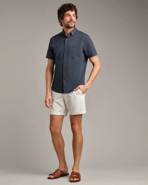 Commuter Seersucker Short Sleeve Button Down