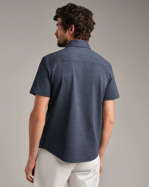 Commuter Seersucker Short Sleeve Button Down