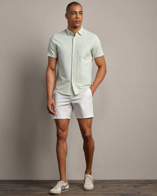Commuter Seersucker Short Sleeve Button Down