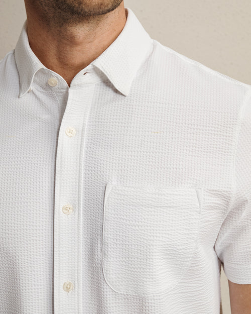 Commuter Seersucker Short Sleeve Button Down