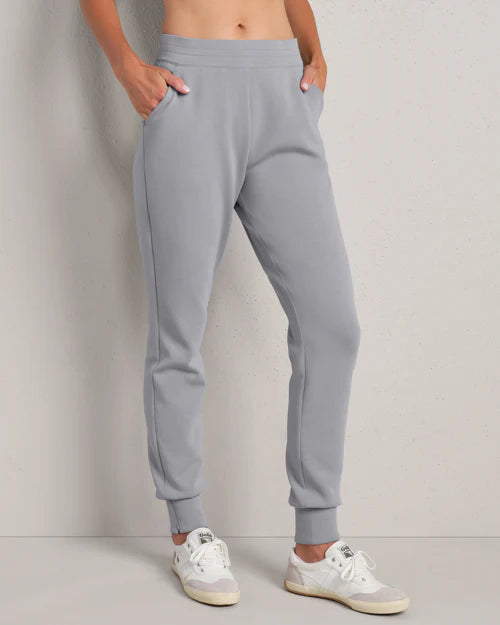 DreamGlow Tapered Pant