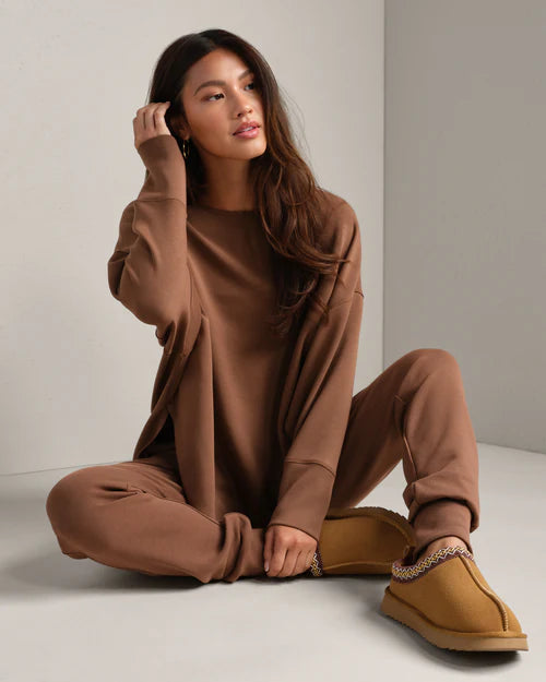 DreamGlow Pullover
