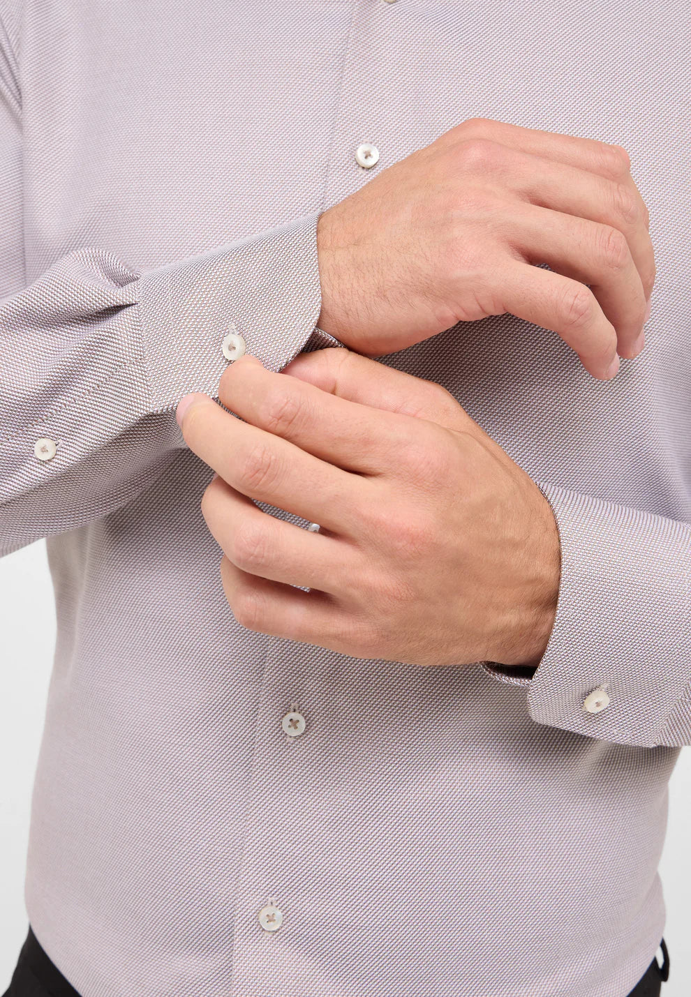 Structured Modern Fit Twill with Tape Front