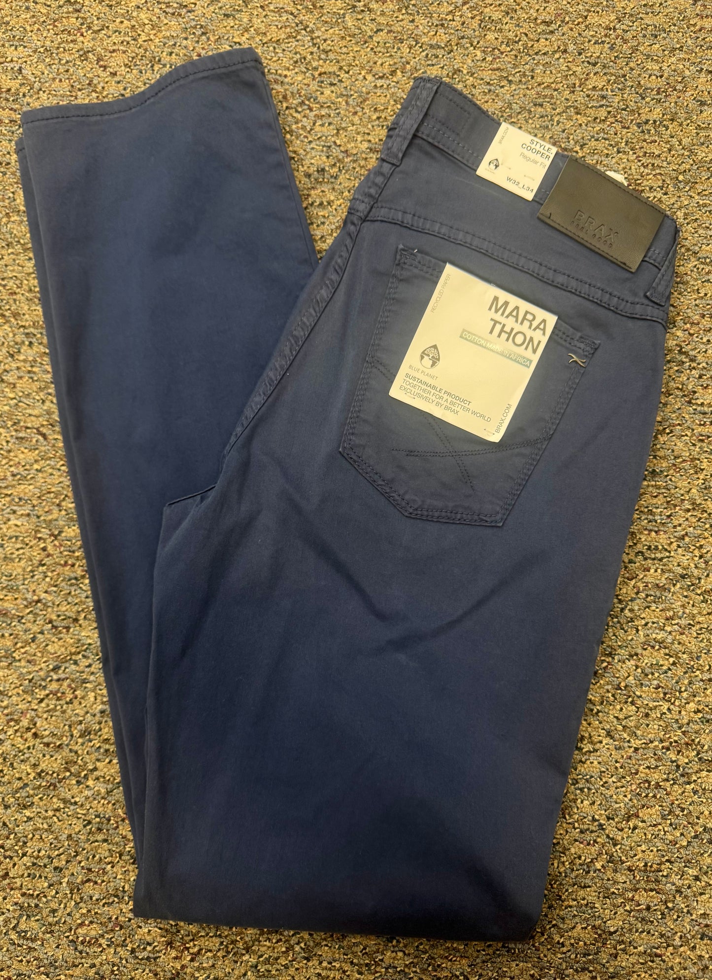 Marathon: Five-Pocket Pants in Regular Fit