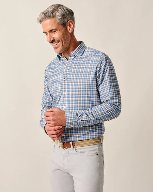 Olie Featherweight Performance Shirt