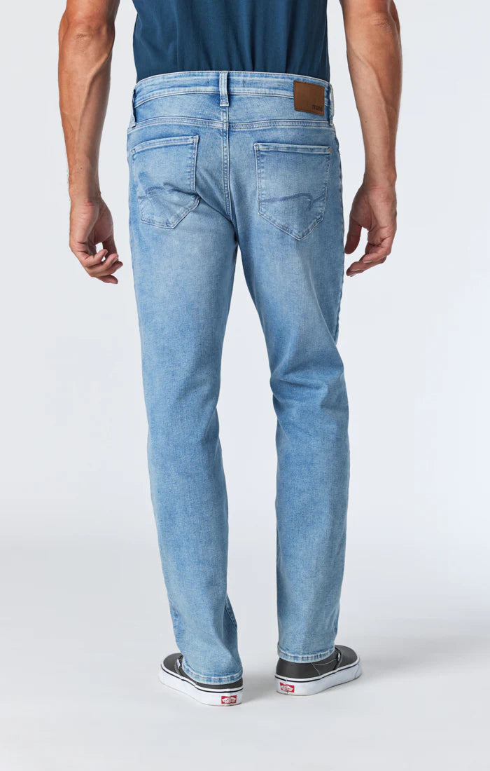 Zach Straight Leg Jeans - Lt Foggy Feather Blue
