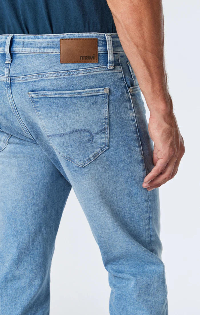 Zach Straight Leg Jeans - Lt Foggy Feather Blue