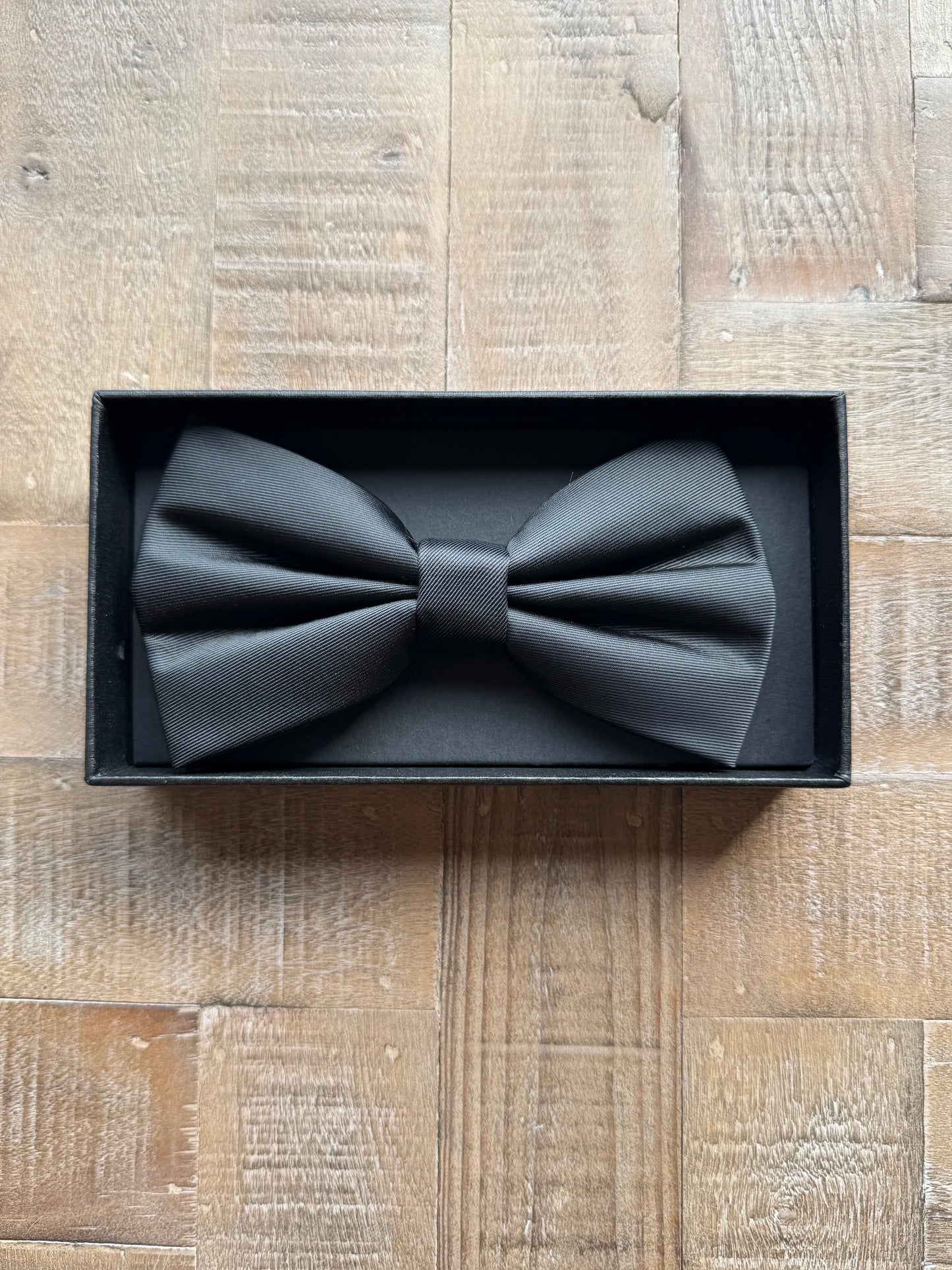 Solid Black Bow Tie