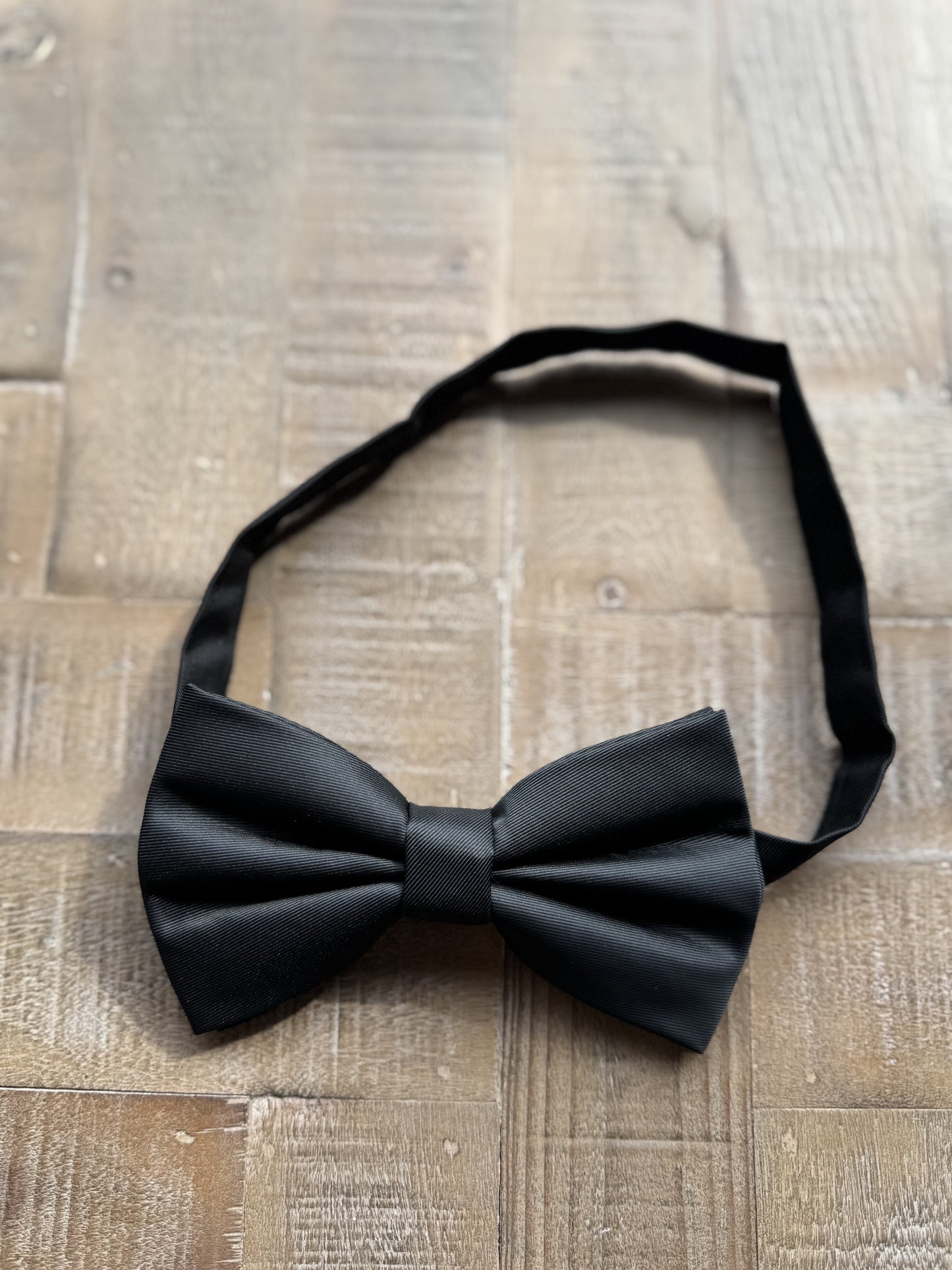 Solid Black Bow Tie