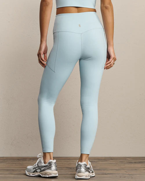 Revive 7/8 Pocket Legging