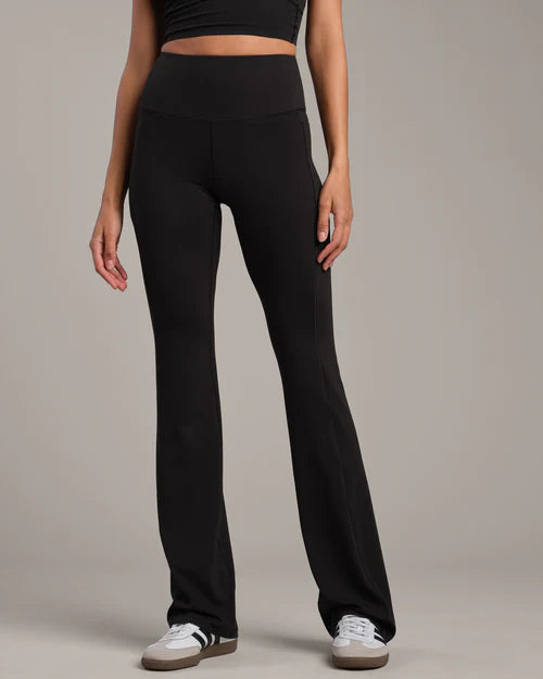 Revive Flare Legging