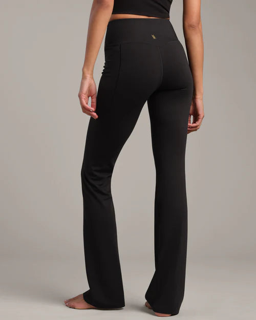 Revive Flare Legging