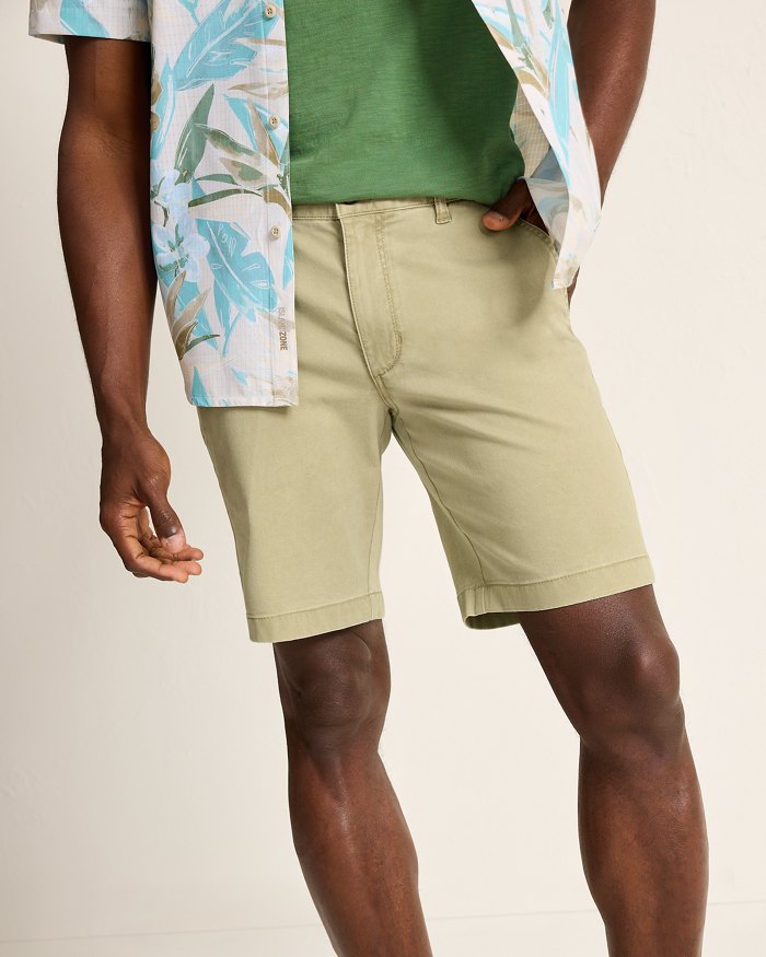 Boracay Chino 9" Shorts