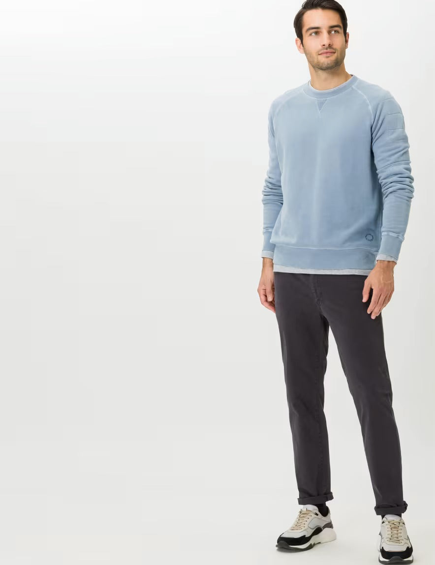 Marathon: Five-Pocket Pants in Straight Fit